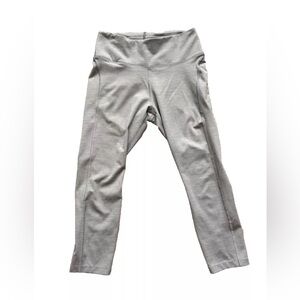 Nike Dri-Fit Athletic Capri Women's Size Medium Heather Gray Cropped Legging